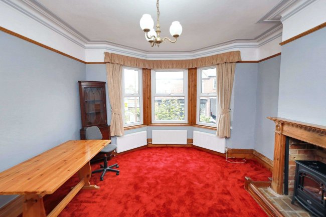 23 Aldenham Road, Radlett, Hertfordshire, WD7 8AU 2