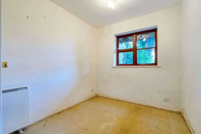 23 Thames Bank Place, Thamesmead, London, SE28 8PR 6