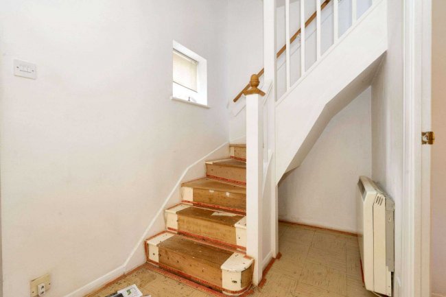 23 Thames Bank Place, Thamesmead, London, SE28 8PR 6