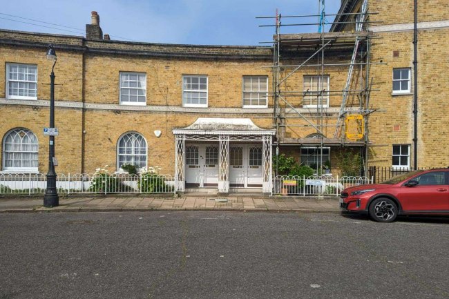 First Floor Flat, 30 Cardigan Street, Kennington, London, SE11 5PE 2