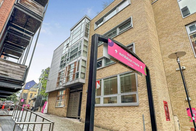 10 and 11 Eagle Court, Farringdon, London EC1M 5QD 7