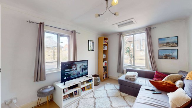 First Floor Flat, 2 Balvernie Grove, Southfields, London, SW18 5RU 6