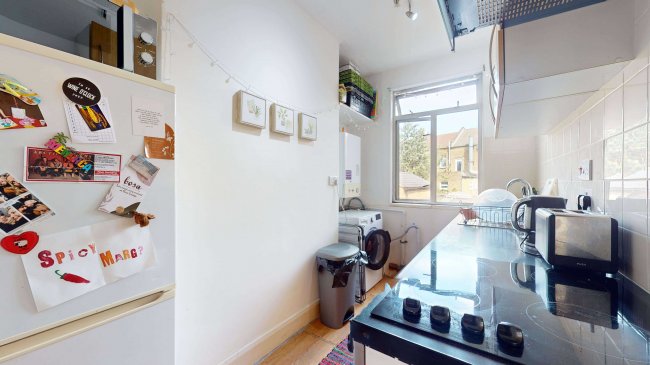 First Floor Flat, 2 Balvernie Grove, Southfields, London, SW18 5RU 6