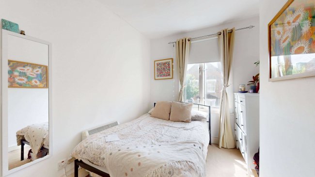 First Floor Flat, 2 Balvernie Grove, Southfields, London, SW18 5RU 6