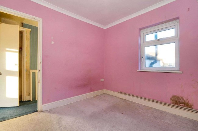 90 Barth Road, Plumstead, London, SE18 1SQ 6