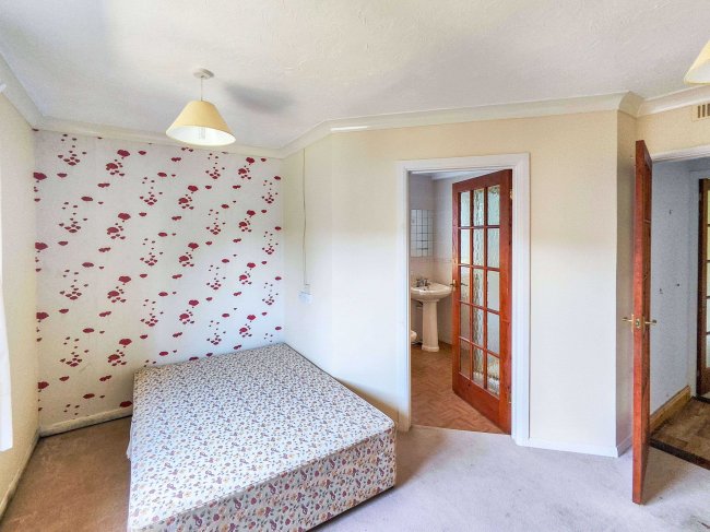 High Ridge, 49 Bodmin Road, St. Austell, PL25 5AF 10