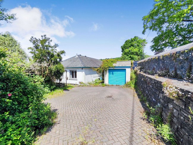 High Ridge, 49 Bodmin Road, St. Austell, PL25 5AF 10