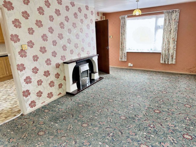 7 Sankey Crescent, Rugeley, WS15 1PA 5