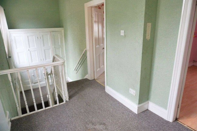 55 New Road, Dudley DY2 9AZ 6