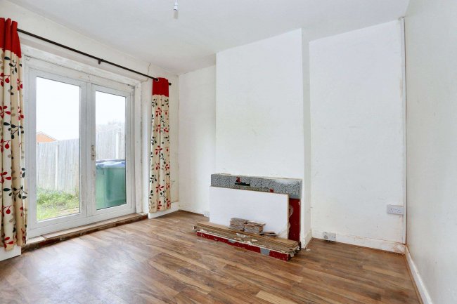 47 Leabrook Road, Wednesbury, WS10 7NW 1