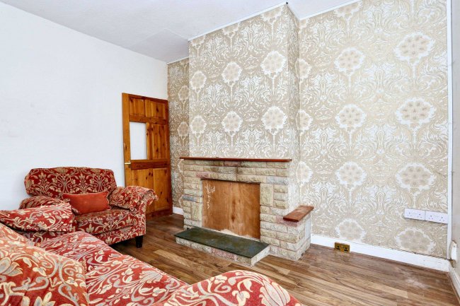 47 Leabrook Road, Wednesbury, WS10 7NW 1