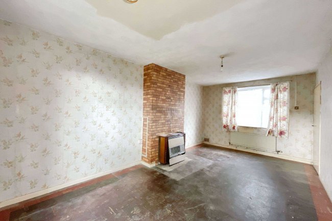 4 Wyndham Road, Bridgwater, TA6 4ND 2