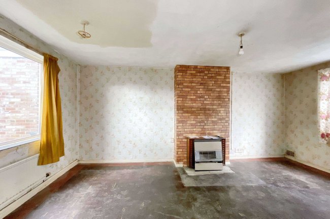 4 Wyndham Road, Bridgwater, TA6 4ND 2