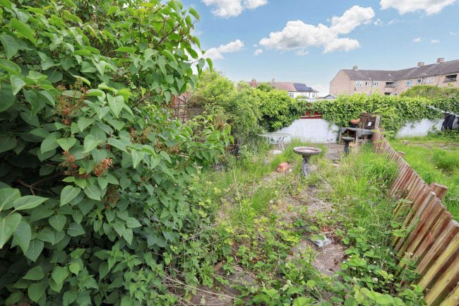 81 Crest Drive, Enfield, Middlesex, EN3 5QE 9