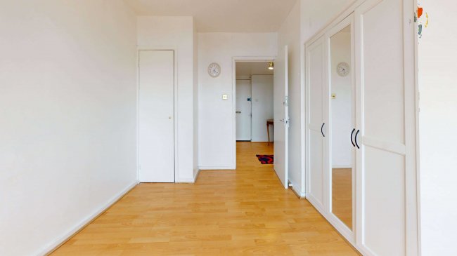 Flat 29 Ballinger Point, Bromley High Street, Bow, London, E3 3EH 1