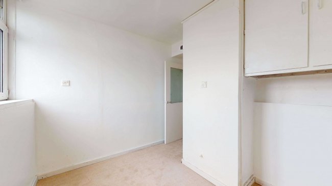 Flat 29 Ballinger Point, Bromley High Street, Bow, London, E3 3EH 1