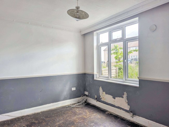 50 Chorley Wood Crescent, Orpington, Kent, BR5 2SG 7