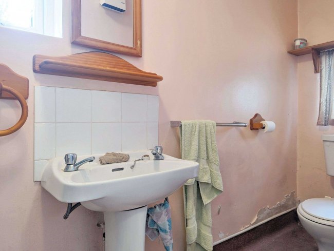 23 Dale Road, Purley, Surrey, CR8 2ED 4