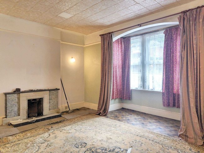 23 Dale Road, Purley, Surrey, CR8 2ED 4