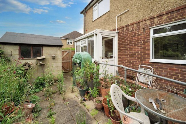 213 Bedfont Close, Feltham, Middlesex TW14 8LQ 5