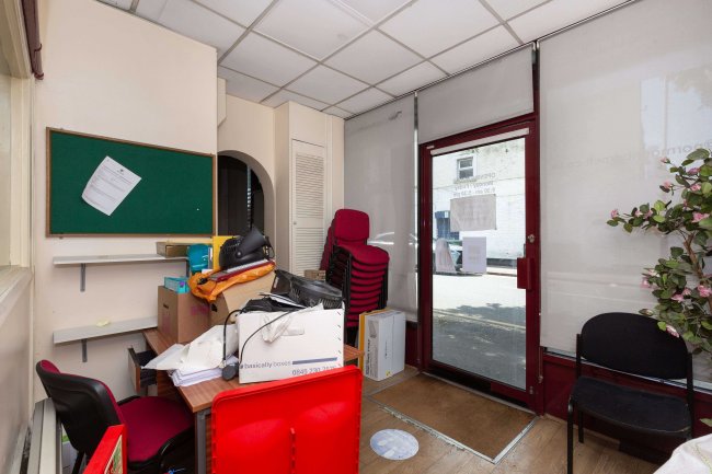 Units 4, 5 & 6 Keppel Road, London, E6 2JX 3