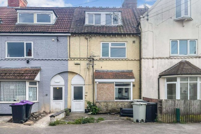 35 Grosvenor Road, Skegness, Lincolnshire PE25 2DB 7