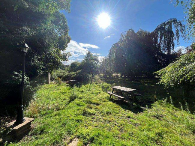 Godstone Hotel, Godstone, Surrey RH9 8DT 1