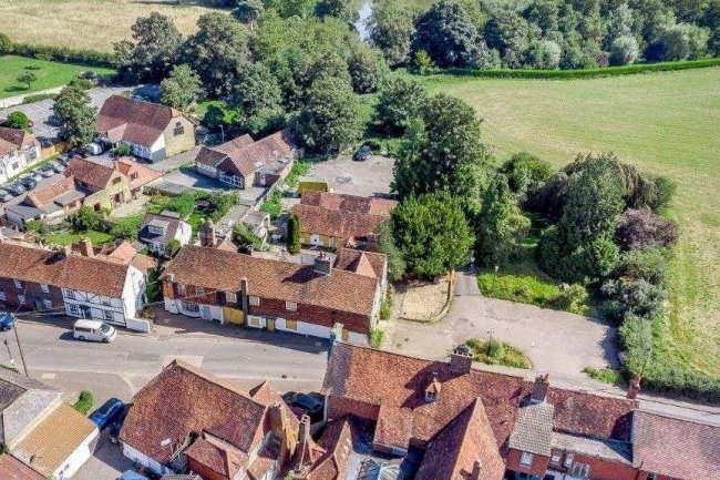 Godstone Hotel, Godstone, Surrey RH9 8DT 1