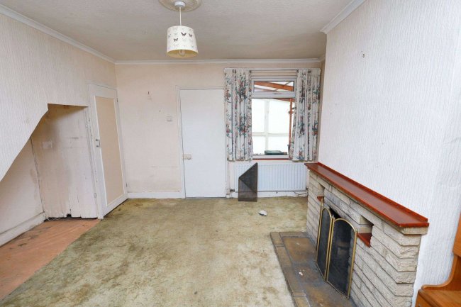 19 Breakspeare Road, Abbots Langley, Hertfordshire WD5 0ER 7