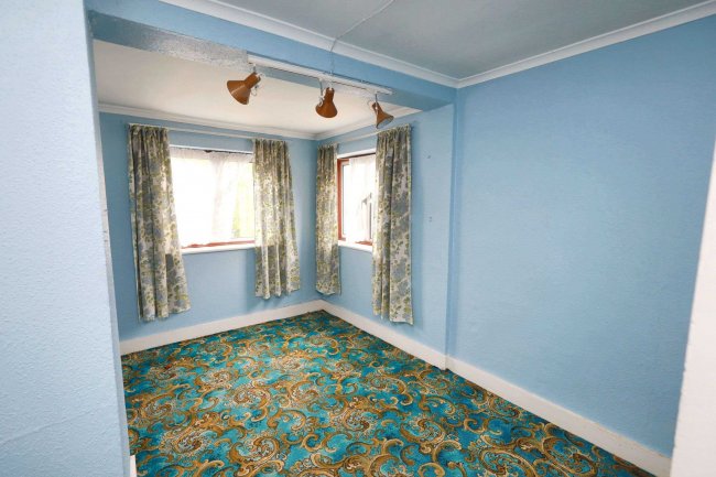 19 Breakspeare Road, Abbots Langley, Hertfordshire WD5 0ER 7
