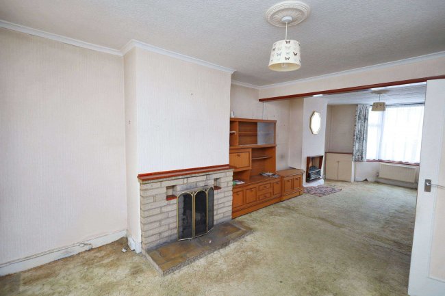 19 Breakspeare Road, Abbots Langley, Hertfordshire WD5 0ER 7