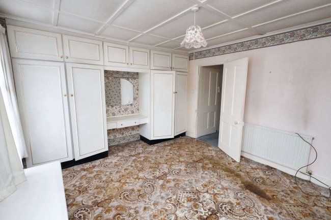 19 Breakspeare Road, Abbots Langley, Hertfordshire WD5 0ER 7
