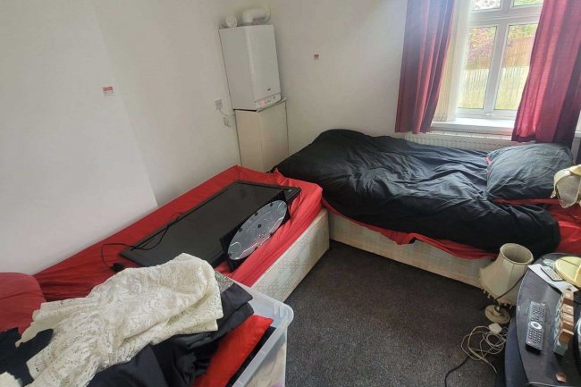 14 Allan Street, Peterlee, County Durham, SR8 3QH 2