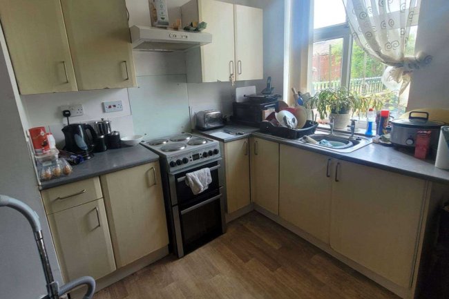 14 Allan Street, Peterlee, County Durham, SR8 3QH 2