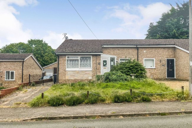 8 St Benedicts Road, Brandon, IP27 0UP 5