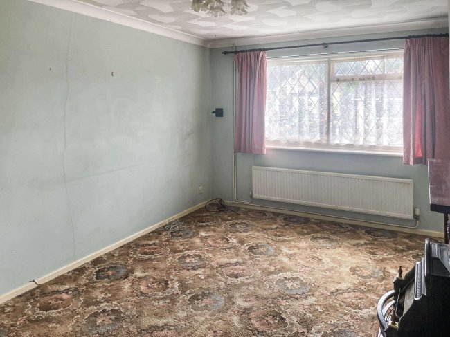 8 St Benedicts Road, Brandon, IP27 0UP 5