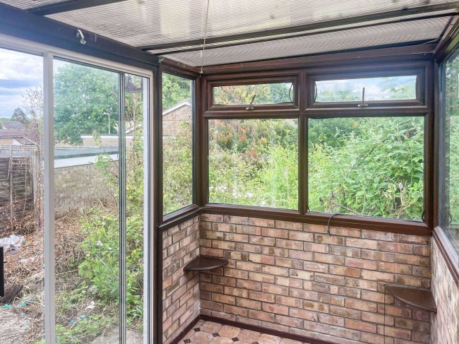 8 St Benedicts Road, Brandon, IP27 0UP 5