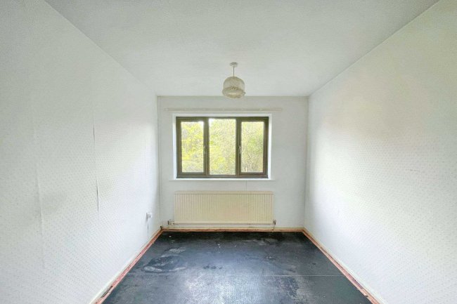 6 Forge Way, Chester, CH4 7NN 9