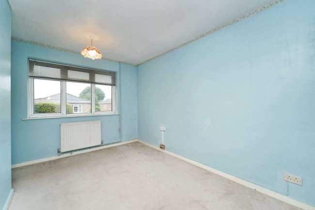 Flat 2, 2 College Road, Epsom, Surrey, KT17 4EY 10