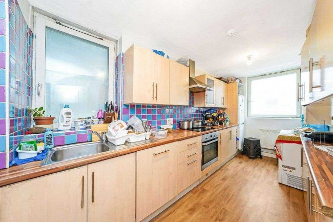 42 Mersea House, 104, Harts Lane, Barking, Essex, IG11 8LW 7