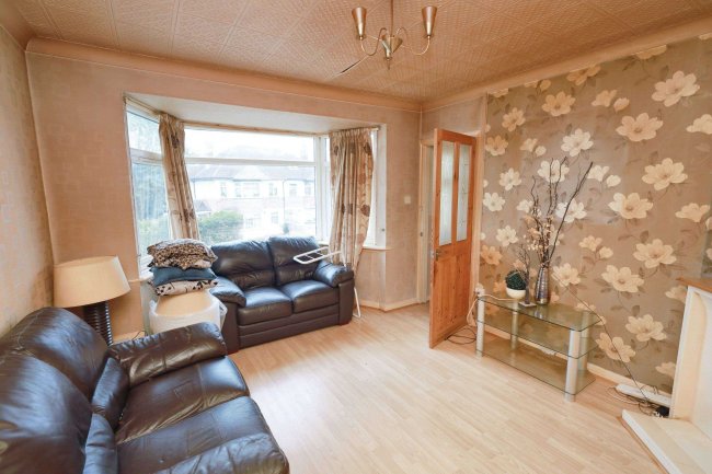 16A Barnard Gardens, Hayes, UB4 9ER 6