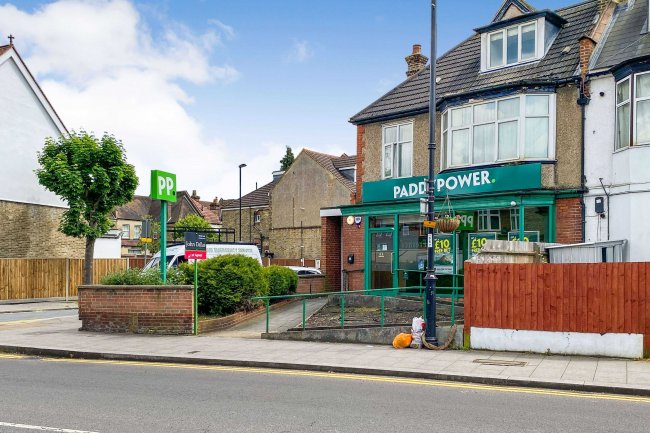 196 Lower Addiscombe Road, Croydon, CR0 7AA 7