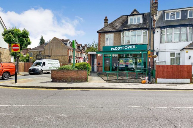 196 Lower Addiscombe Road, Croydon, CR0 7AA 7