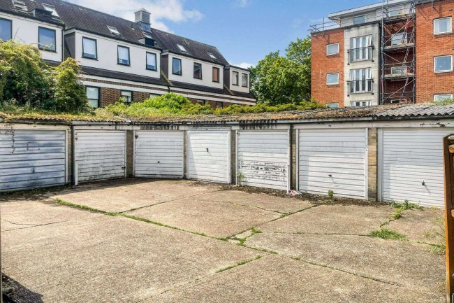 Garages at Beechwood Gardens, Slough, Berkshire SL1 2HP. 10