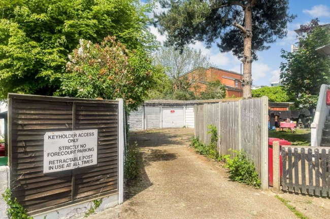 Garages at Beechwood Gardens, Slough, Berkshire SL1 2HP. 10