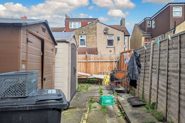 36 Pemdevon Road, Croydon, Surrey, CR0 3QN 3