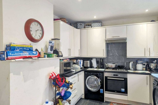 36 Pemdevon Road, Croydon, Surrey, CR0 3QN 3