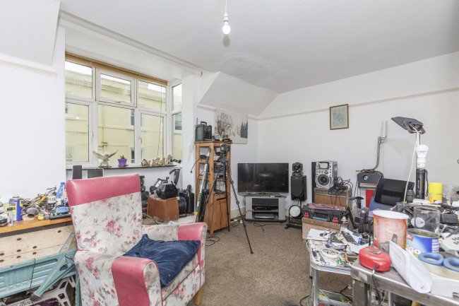 2 Norfolk Rd, Littlehampton, BN17 5PL 6