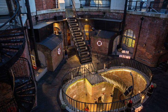 Spitbank Fort, Solent, Hampshire, PO5 3PA 1