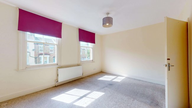 92 Queen Mary Road, Upper Norwood, London, SE19 3NP 8